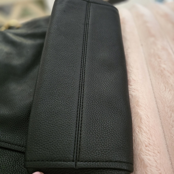 Tory Burch Carson - NWOT/Dustbag included - Picture 10 of 12